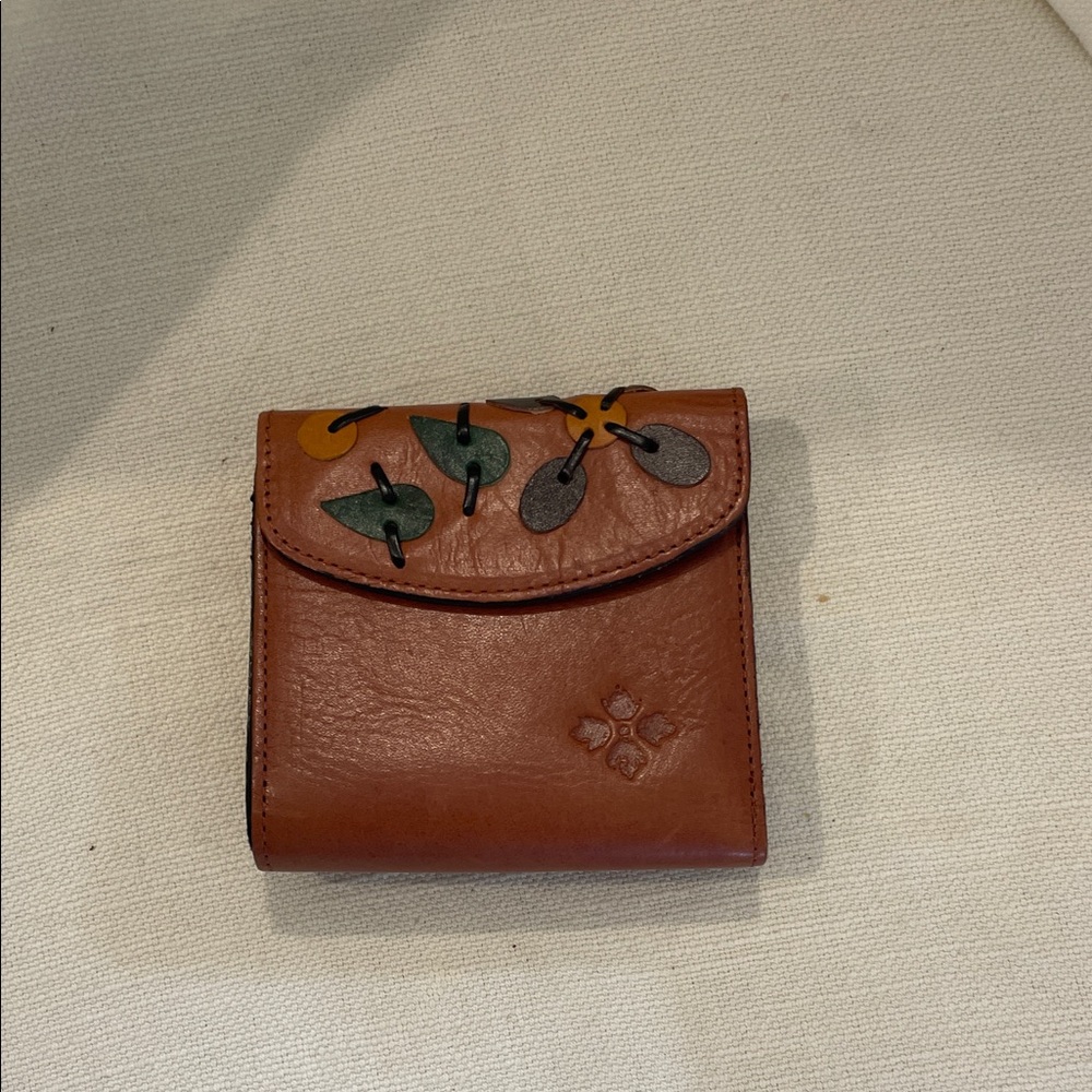 Patricia Nash Brown Leather Women's Wallet with Leaf Accent